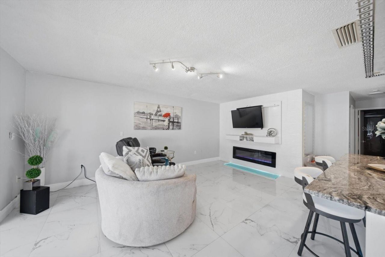 11566 7th Lane N, Unit 1208, Saint Petersburg, FL 33716 Photo