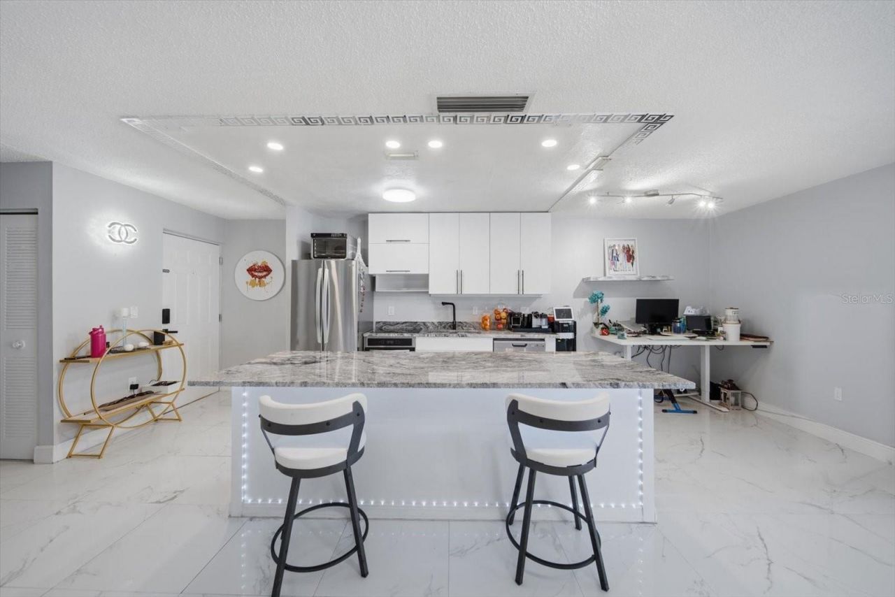 11566 7th Lane N, Unit 1208, Saint Petersburg, FL 33716 Photo