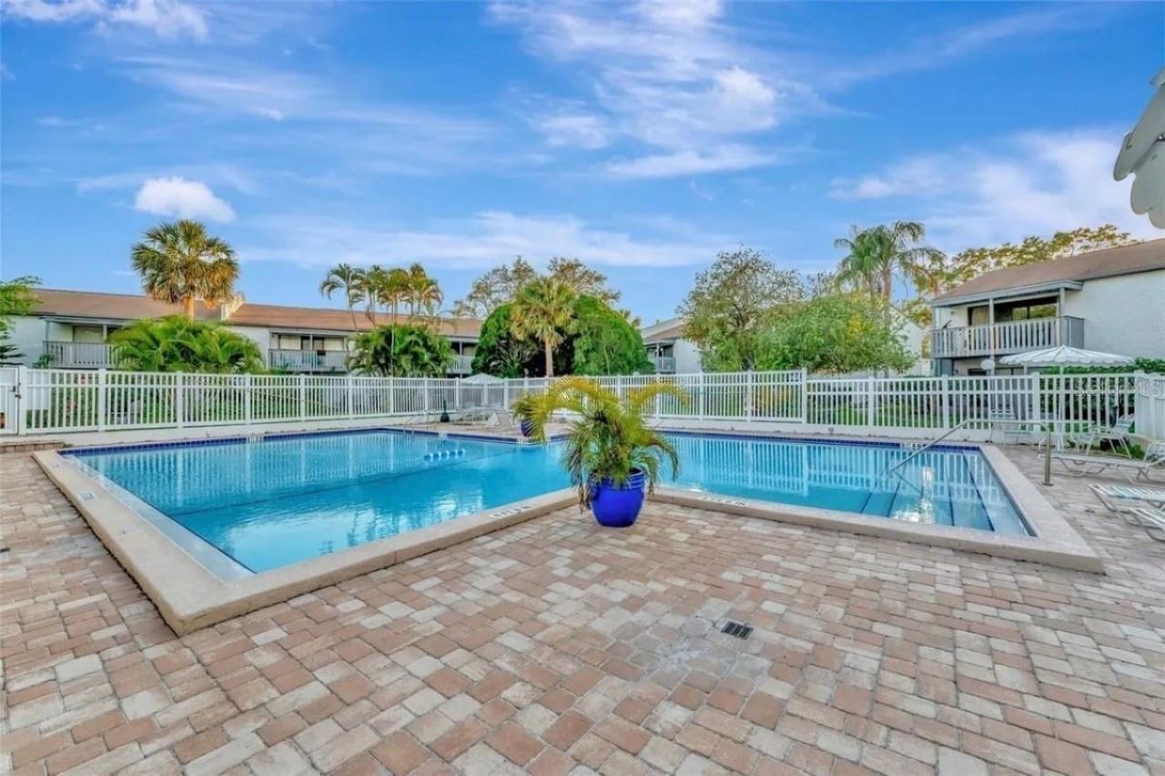 11566 7th Lane N, Unit 1208, Saint Petersburg, FL 33716 Photo