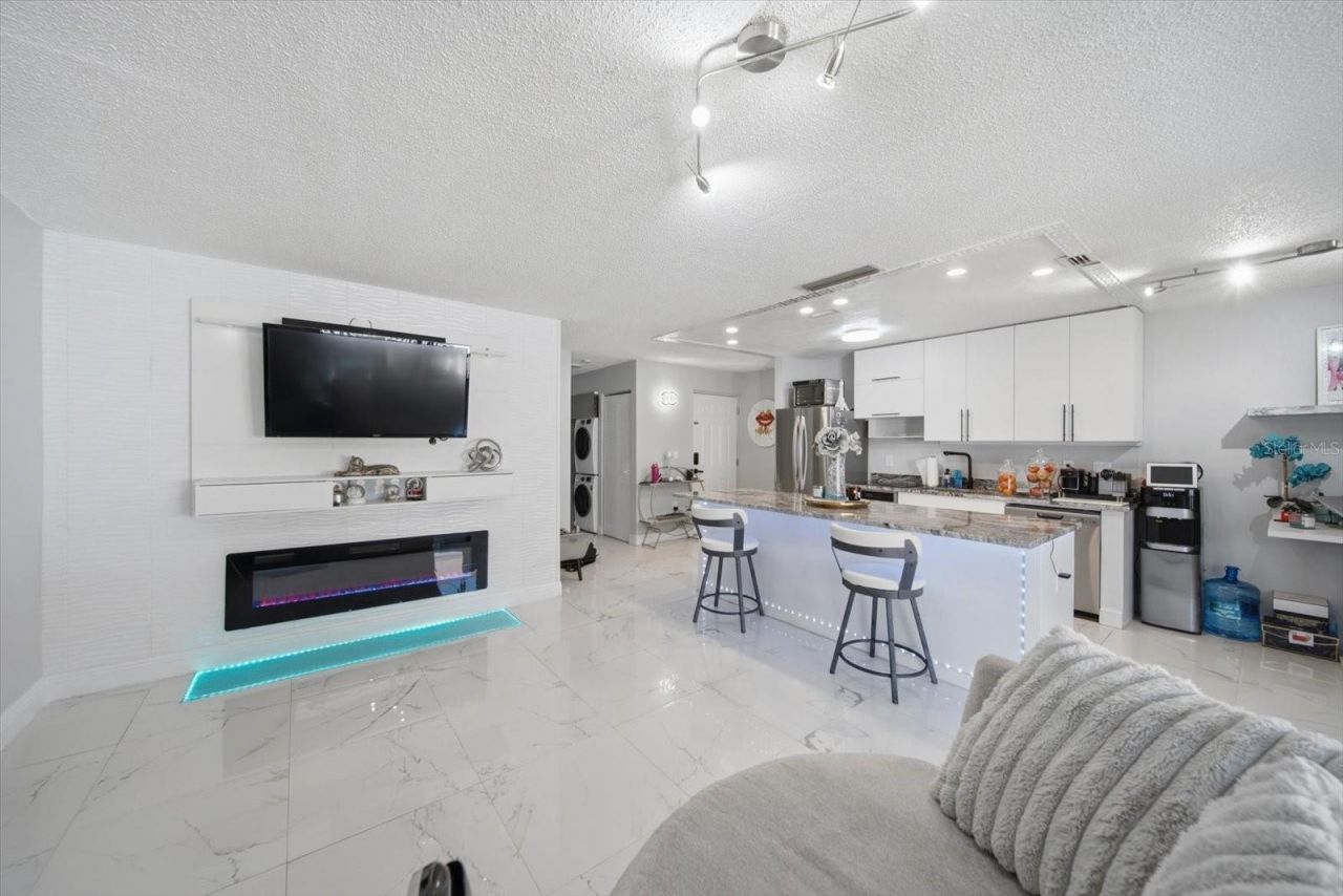 11566 7th Lane N, Unit 1208, Saint Petersburg, FL 33716 Photo