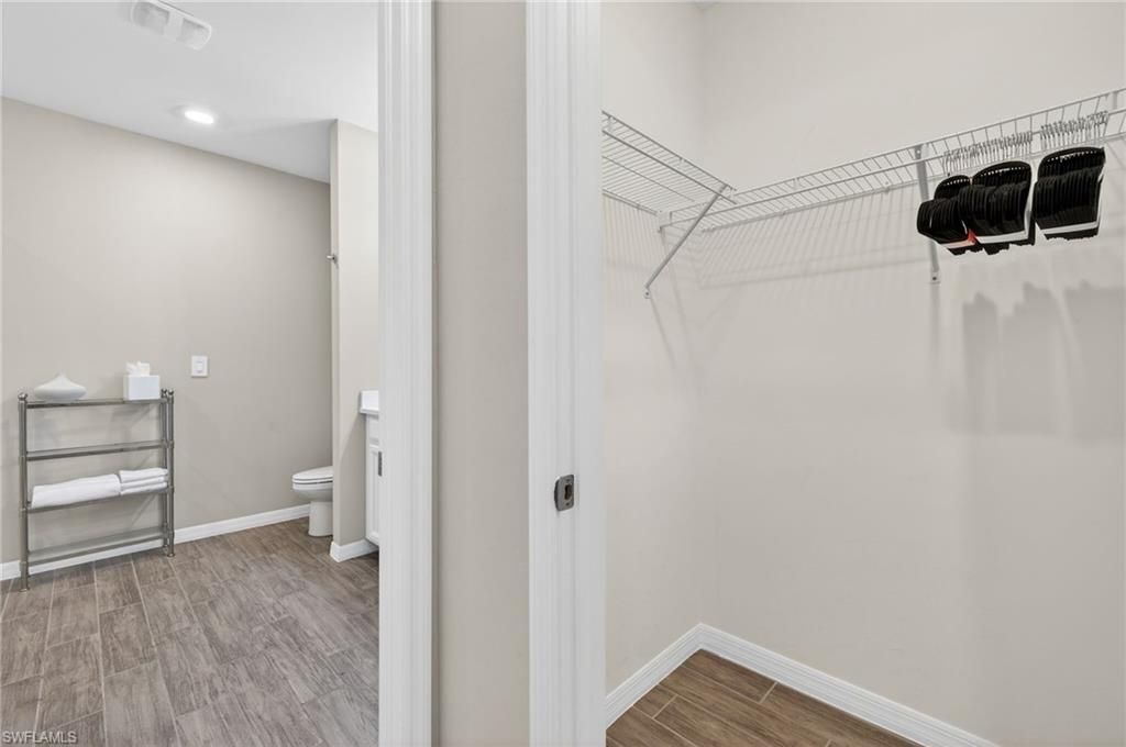 14567 Edgewater Cir, Naples, FL 34114 Photo