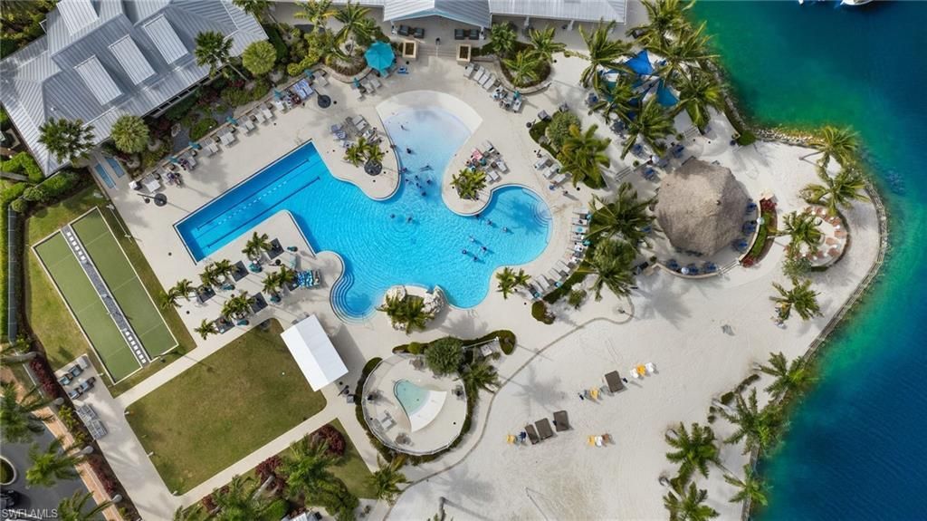 14567 Edgewater Cir, Naples, FL 34114 Photo