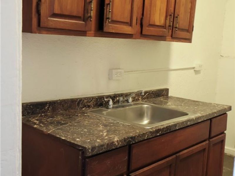 1319 E 66th Street, Cleveland, OH 44103 Photo 36