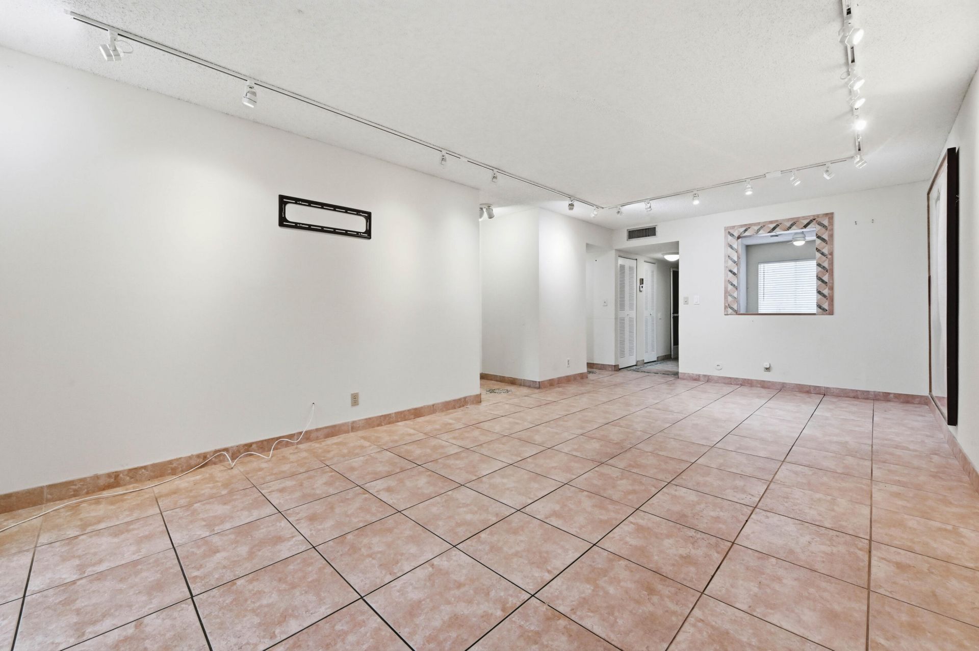 6865 Huntington Lane, Unit 106, Delray Beach, FL 33446 Photo