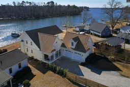 155 Sylvan Street  photo 4