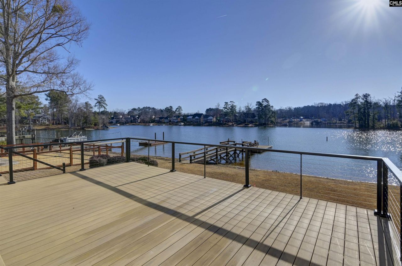 155 Sylvan Street  Photo 6