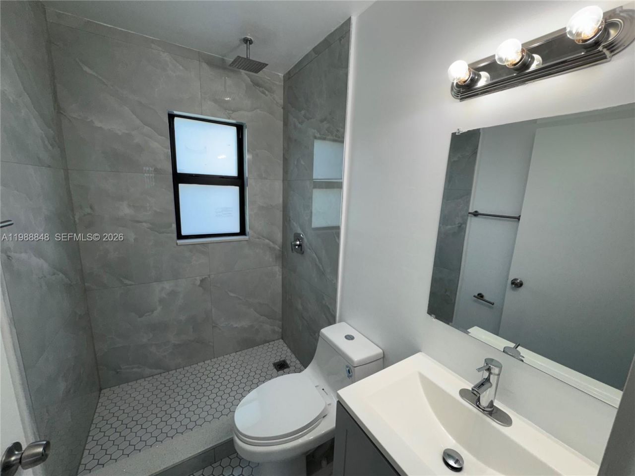 1971 NW 2nd Ct , Unit 8, Miami, FL 33136 Photo