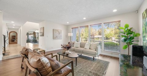 4850 Saint Augustine Dr, Elk Grove, CA 95758 Photo