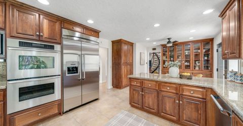 4850 Saint Augustine Dr, Elk Grove, CA 95758 Photo