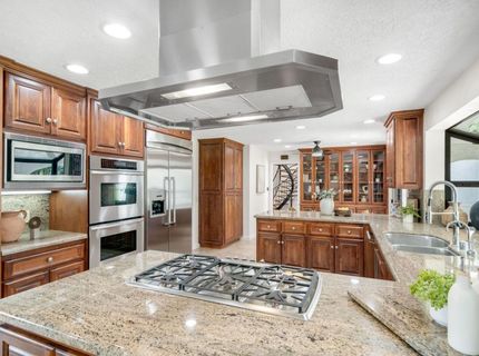 4850 Saint Augustine Dr, Elk Grove, CA 95758 Photo