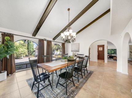 4850 Saint Augustine Dr, Elk Grove, CA 95758 Photo