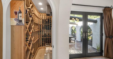 4850 Saint Augustine Dr, Elk Grove, CA 95758 Photo