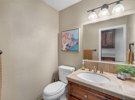 4850 Saint Augustine Dr, Elk Grove, CA 95758 Photo