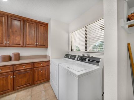 4850 Saint Augustine Dr, Elk Grove, CA 95758 Photo