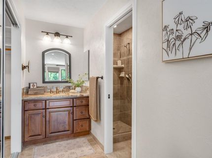 4850 Saint Augustine Dr, Elk Grove, CA 95758 Photo