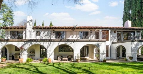 4850 Saint Augustine Dr, Elk Grove, CA 95758 Photo