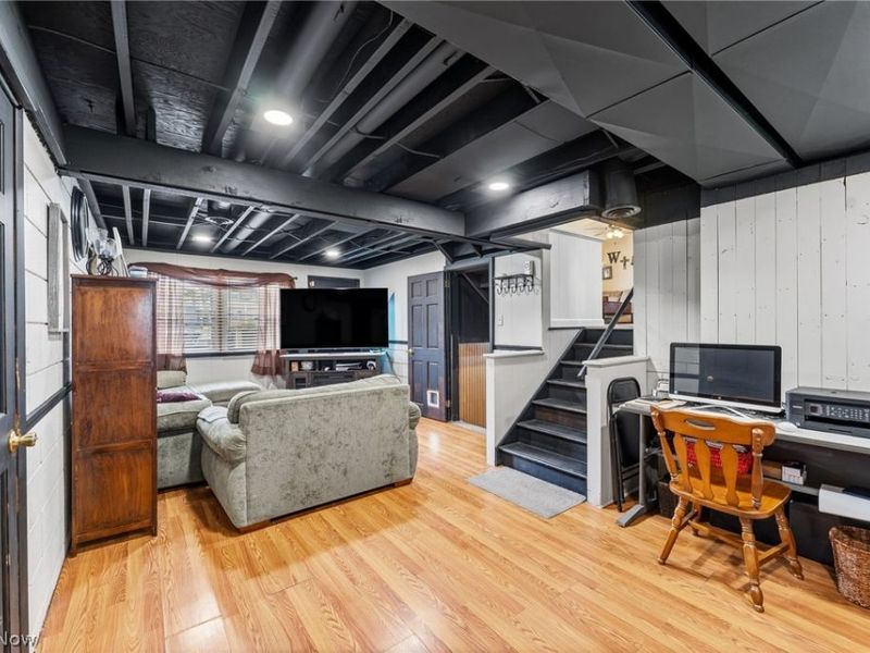 1870 Basil Avenue, Poland, OH 44514 Photo 10