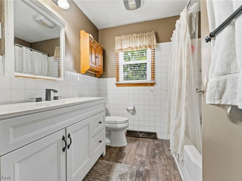 1870 Basil Avenue, Poland, OH 44514 Photo 11