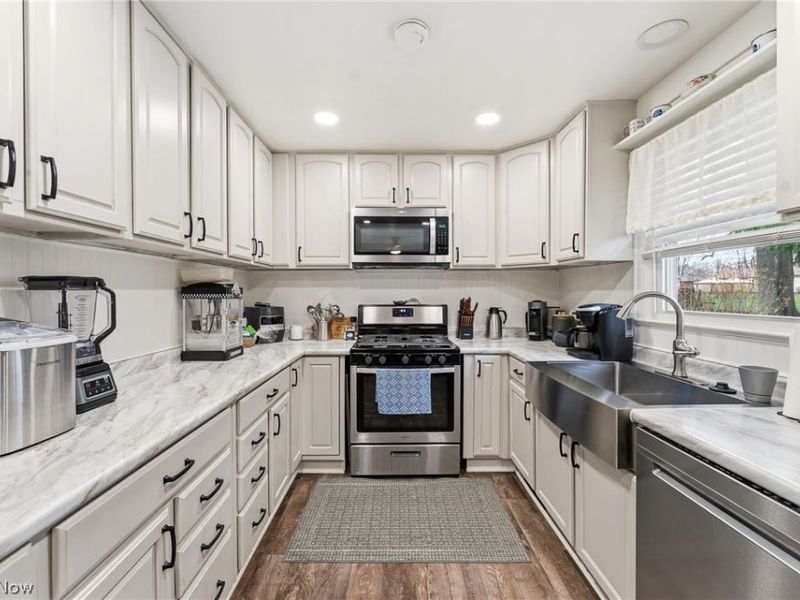 1870 Basil Avenue, Poland, OH 44514 Photo 5