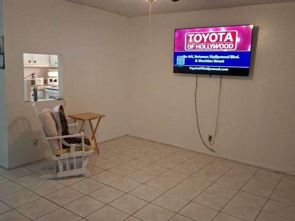 3061 NW 47th Terrace, Unit 132c, Lauderdale Lakes, FL 33313