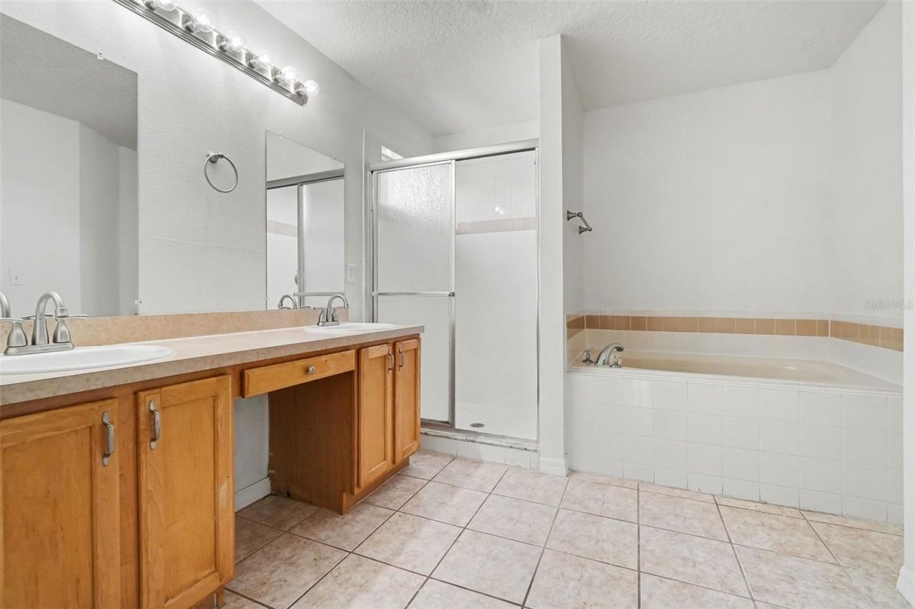 1918 Aspenridge Court , Ocoee, FL 34761 Photo