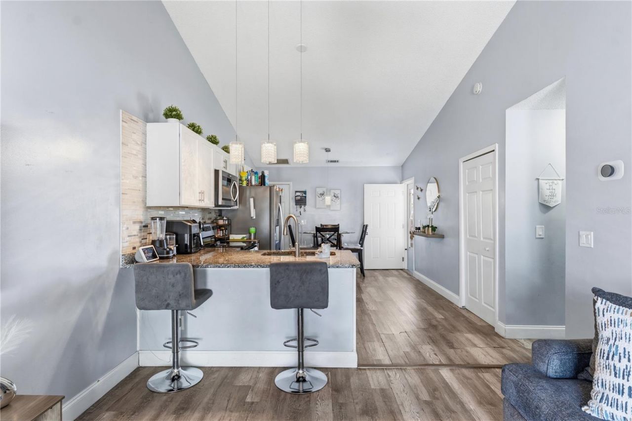 114 Winter Ridge Circle, Orlando, FL 32835 Photo