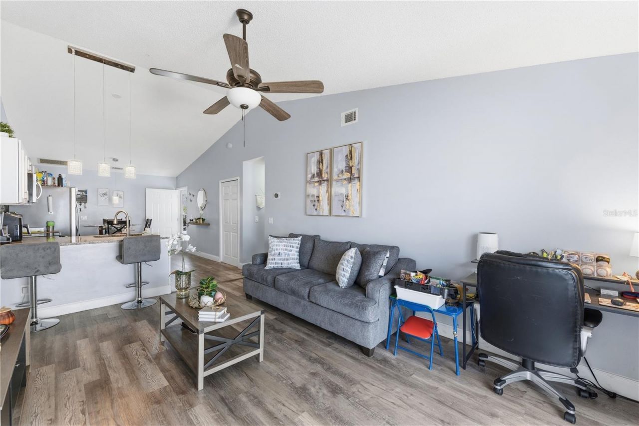 114 Winter Ridge Circle, Orlando, FL 32835 Photo