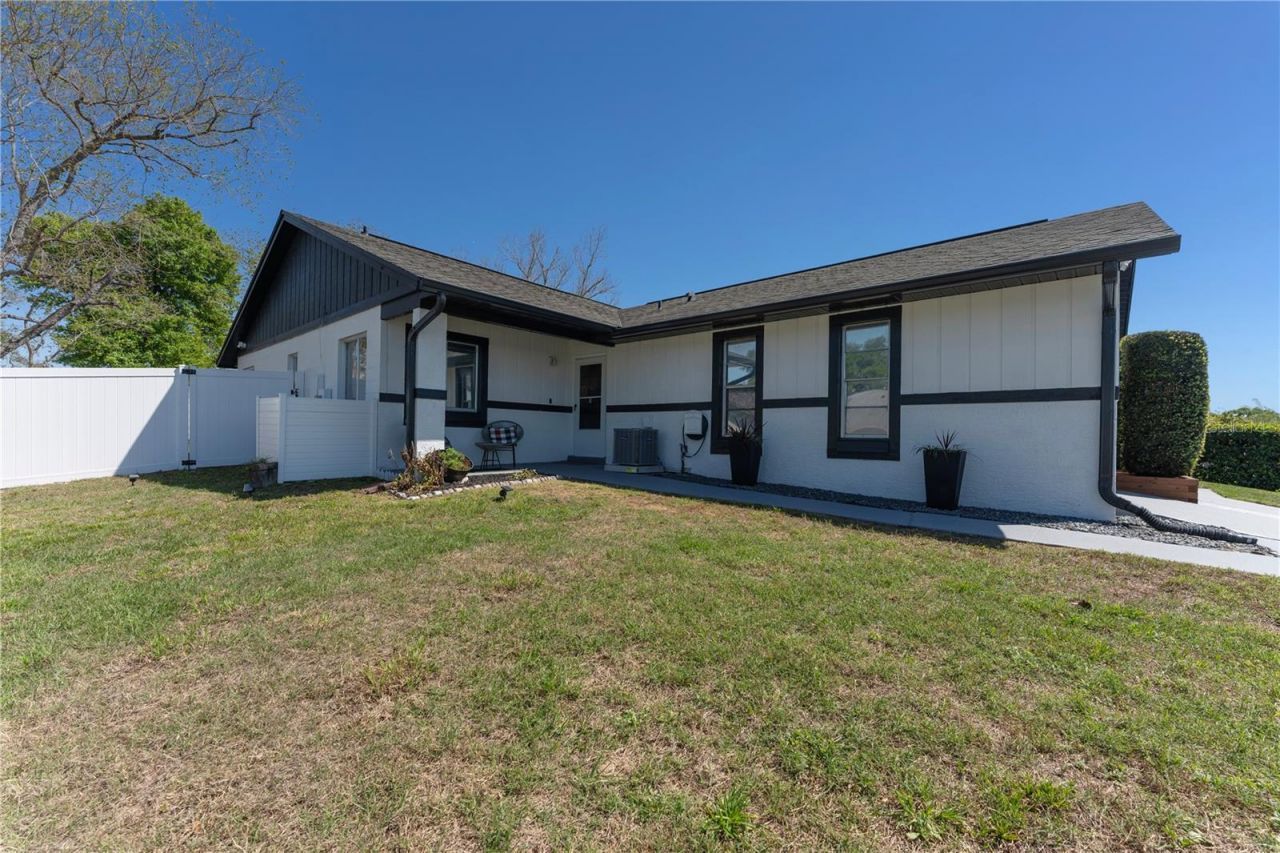 114 Winter Ridge Circle, Orlando, FL 32835 Photo