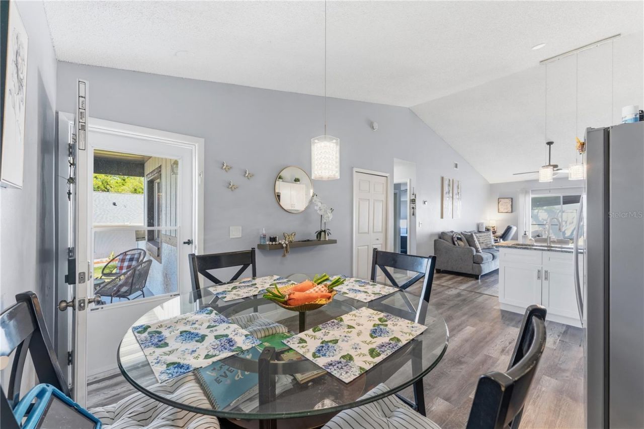 114 Winter Ridge Circle, Orlando, FL 32835 Photo