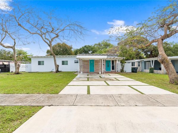 1110 NE 130th St, North Miami, FL 33161