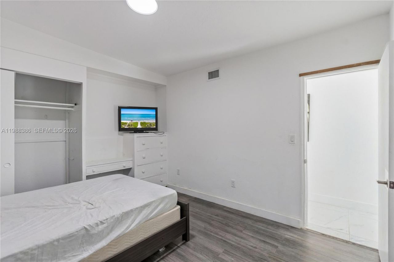 1110 NE 130th St, North Miami, FL 33161 Photo