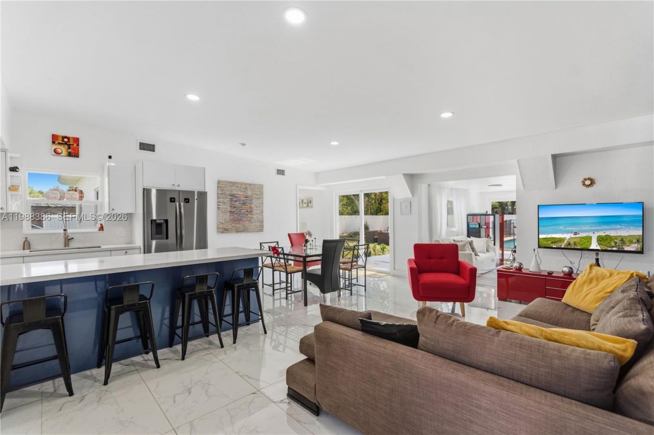 1110 NE 130th St, North Miami, FL 33161 Photo