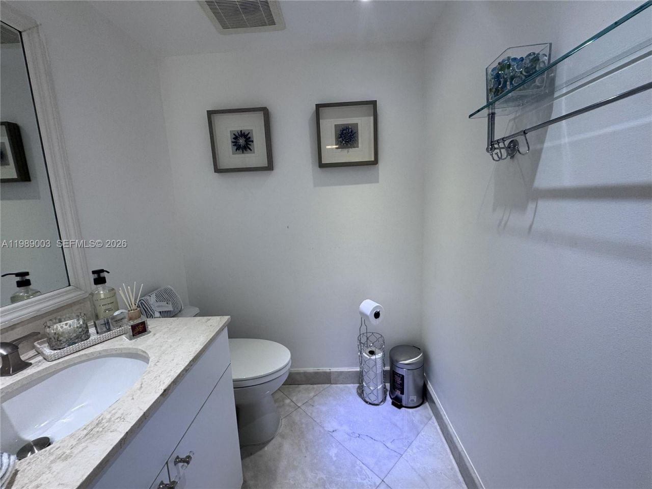 3301 N Country Club Dr , Unit 104, Aventura, FL 33180 Photo