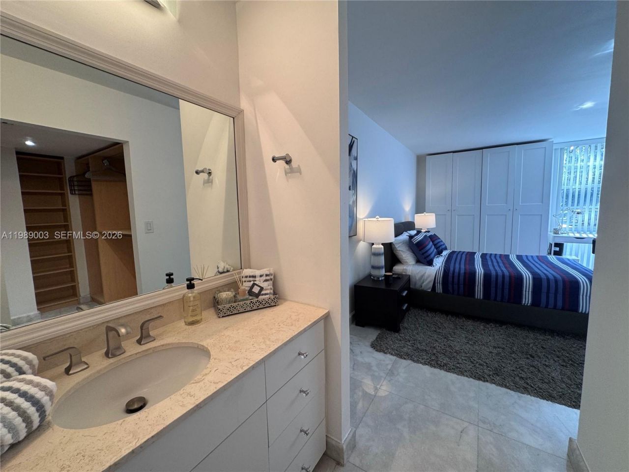 3301 N Country Club Dr , Unit 104, Aventura, FL 33180 Photo
