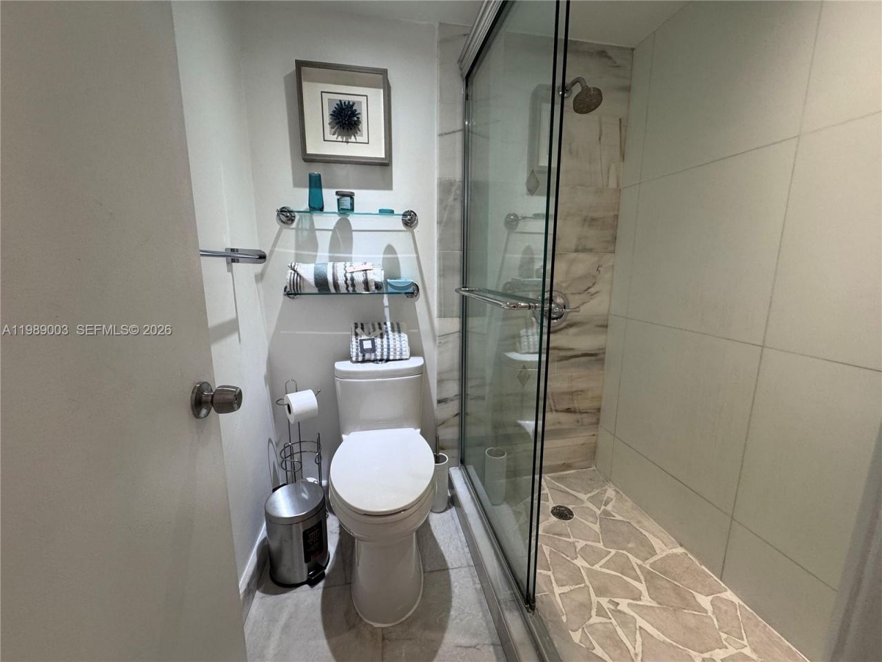 3301 N Country Club Dr , Unit 104, Aventura, FL 33180 Photo