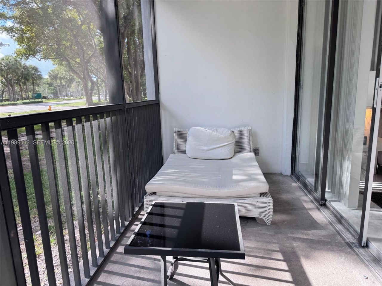 3301 N Country Club Dr , Unit 104, Aventura, FL 33180 Photo