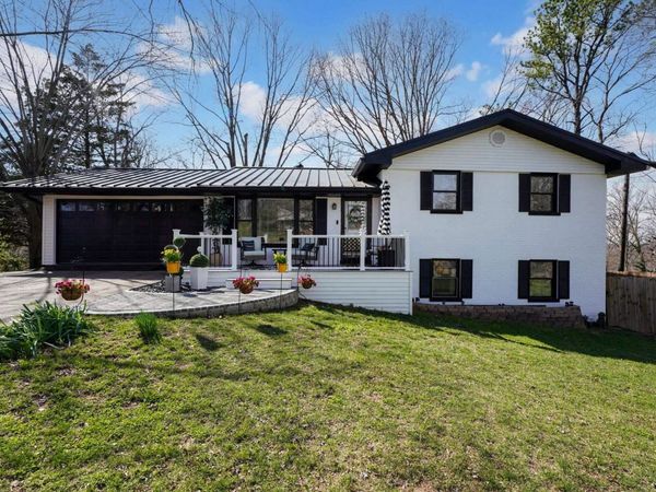 5906 Hamilton Drive, Evansville, IN 47711