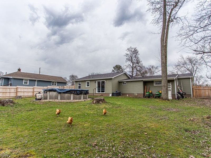 4841 Damon Avenue NW, Warren, OH 44483 Photo 32