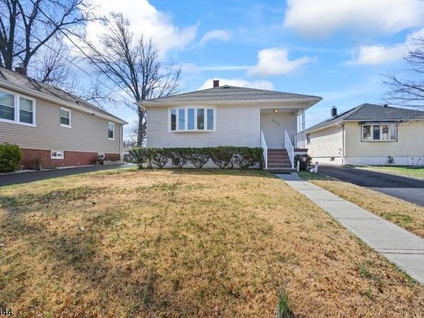 2075 Barnett St, Rahway, NJ 07065