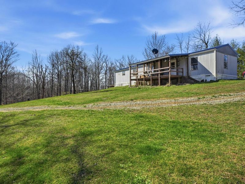 805 Daugherty Road, Stockport, OH 43787 Photo 16