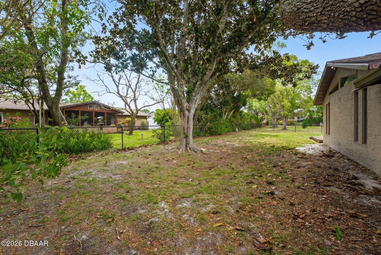 120 Quaker Ridge Drive, Daytona Beach, FL 32119 Photo