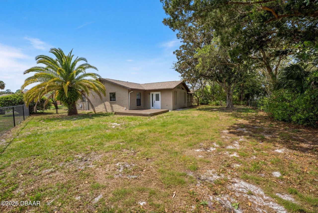 120 Quaker Ridge Drive, Daytona Beach, FL 32119 Photo