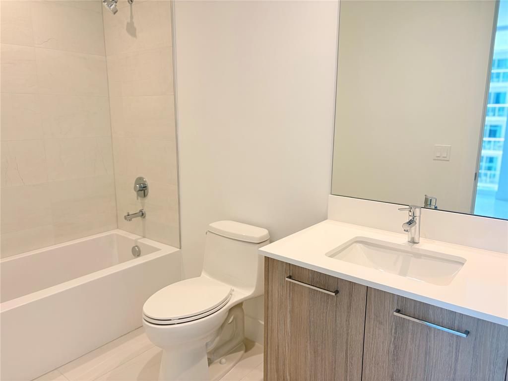 151 N Seabreeze Boulevard, Unit 703, Fort Lauderdale, FL 33304 Photo