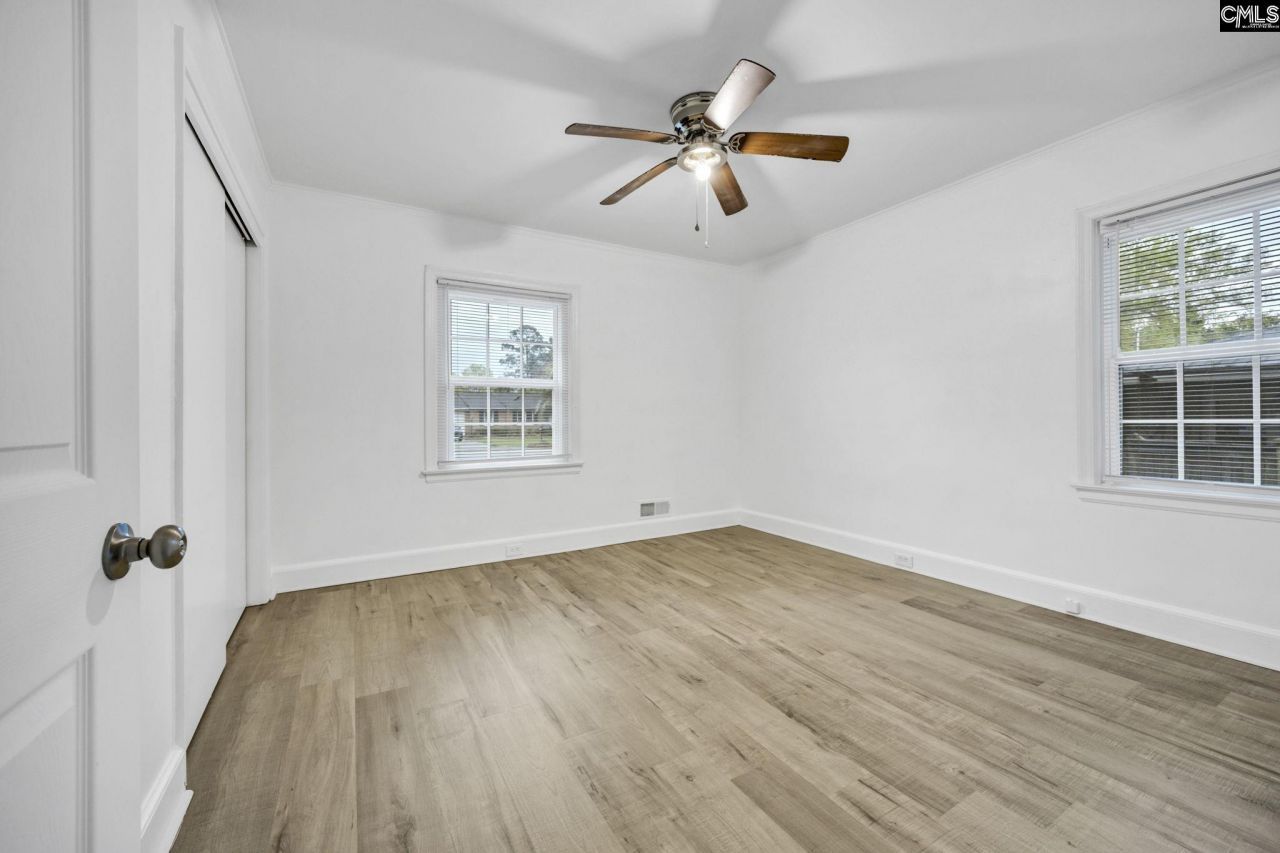 613 Veterans Road Photo 21