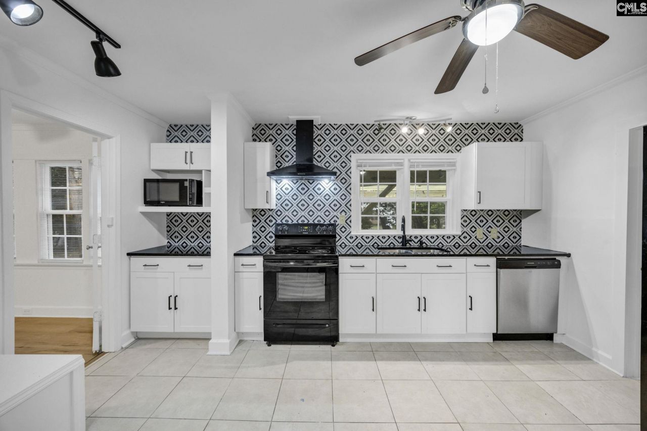 613 Veterans Road Photo 7