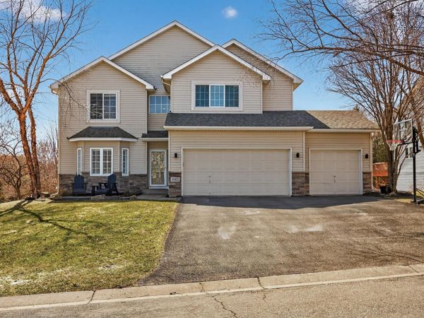 19182 Ismay Court, Lakeville, MN 55044