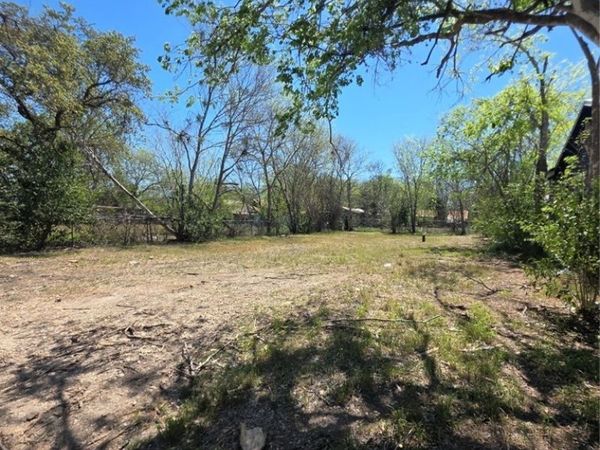 941 Matamoros Street, Seguin, TX 78155