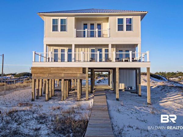 11102 Mobile Street, Gulf Shores, AL 36542