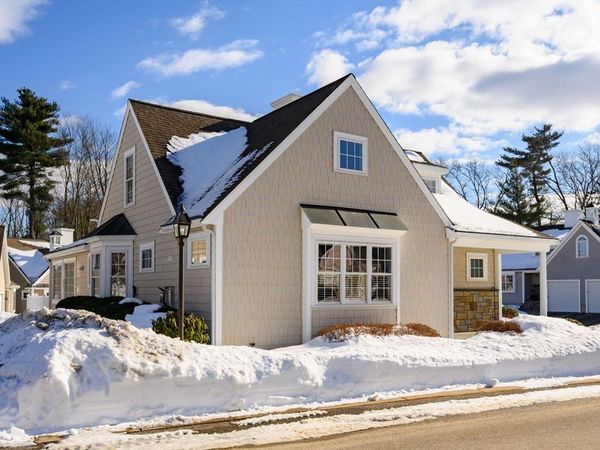 6 Tee Time Lane, Unit 38, Weymouth, MA 02190