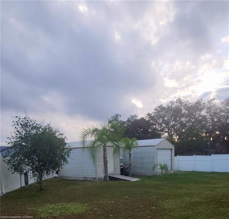 1811 W Allamanda Boulevard , Avon Park, FL 33825 Photo